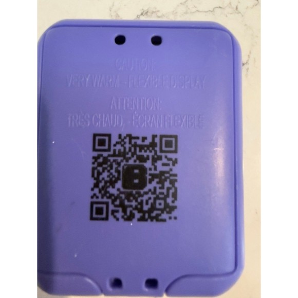 Bitzee Interactive Digital Hologram 3D Pet Takara Tomy Japan - Picture 7 of 10